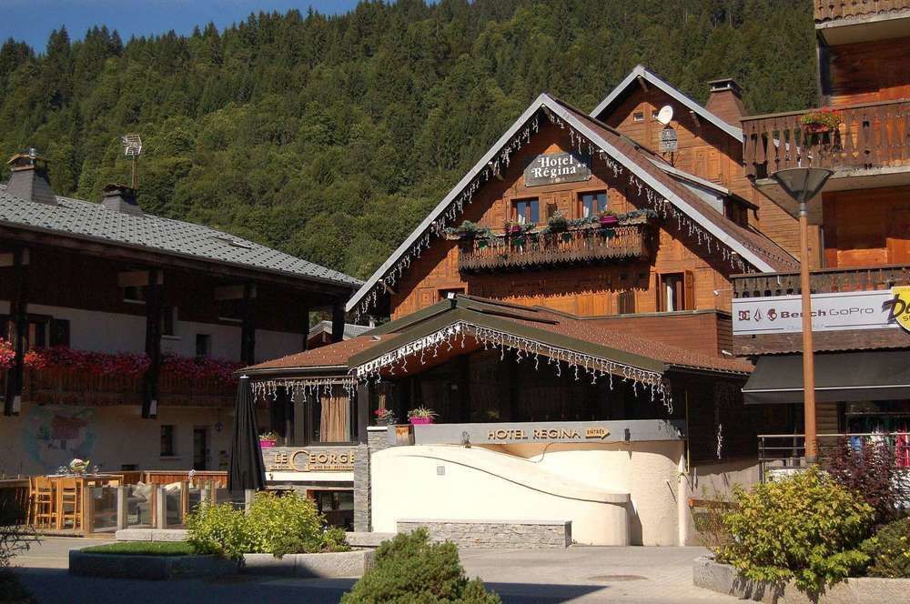 Chalet Hotel Regina Les Gets Exterior photo