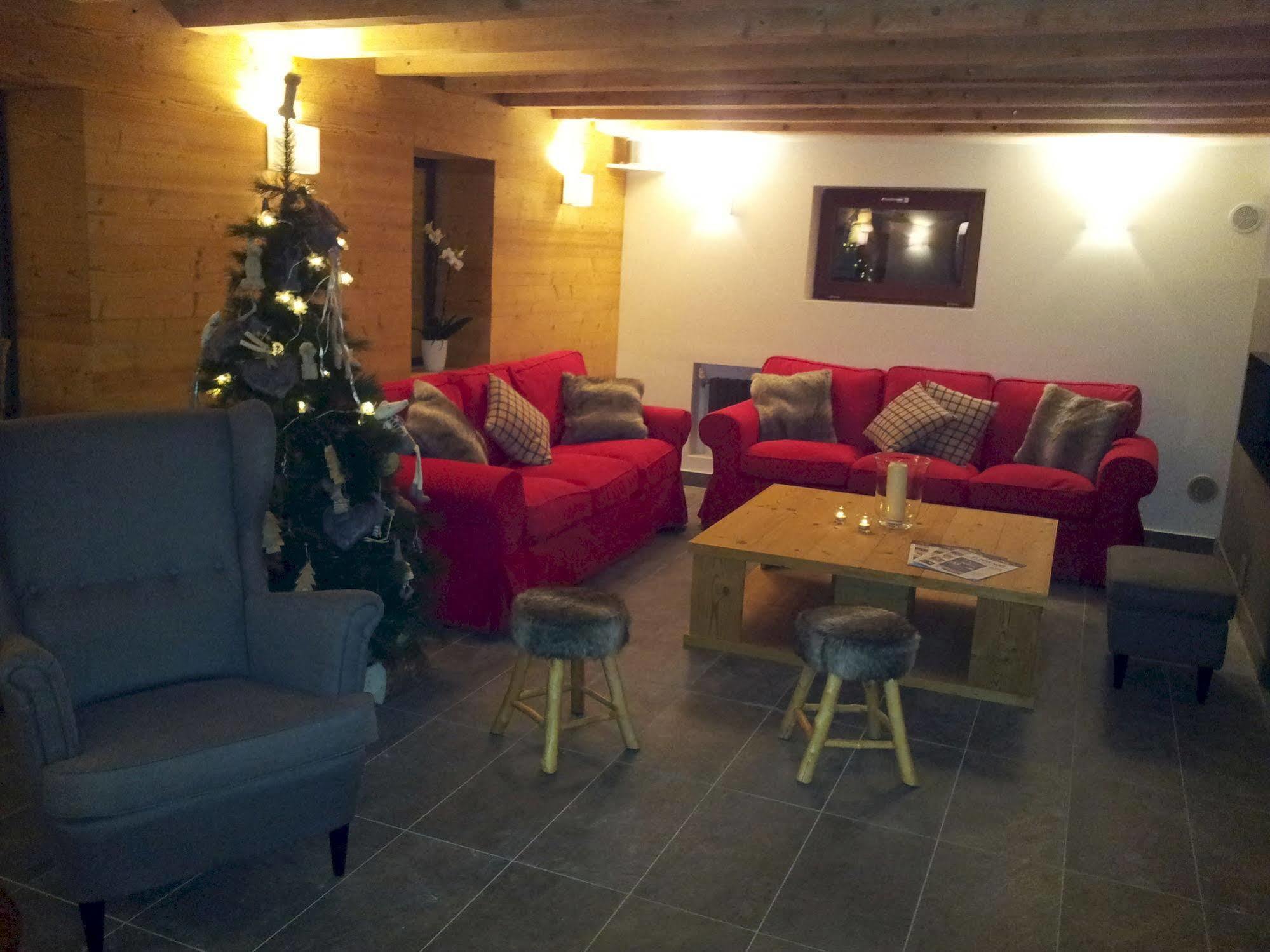 Chalet Hotel Regina Les Gets Exterior photo